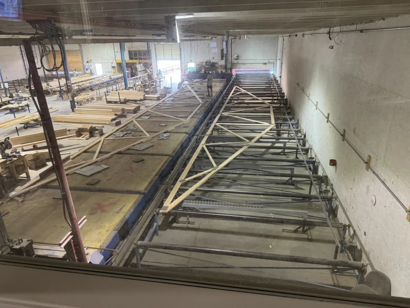 Wide truss layout in production
